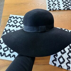 H&M Black Wide-Brim Wool Floppy Hat Medium M